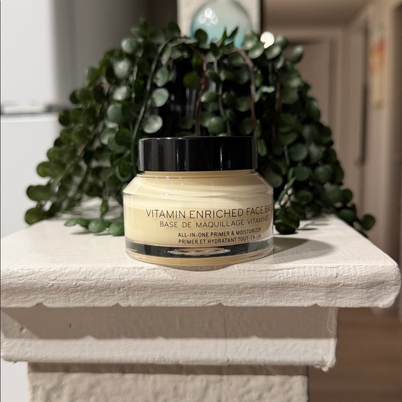 Bobbi Brown Vitamin Enriched Base Cream 50ml/1.7 oz - Picture 5 of 8